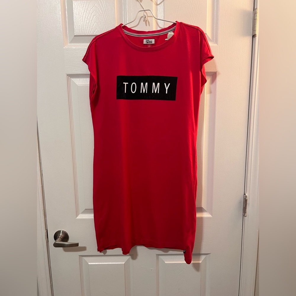 Pink Tommy Hilfiger T-shirt dress